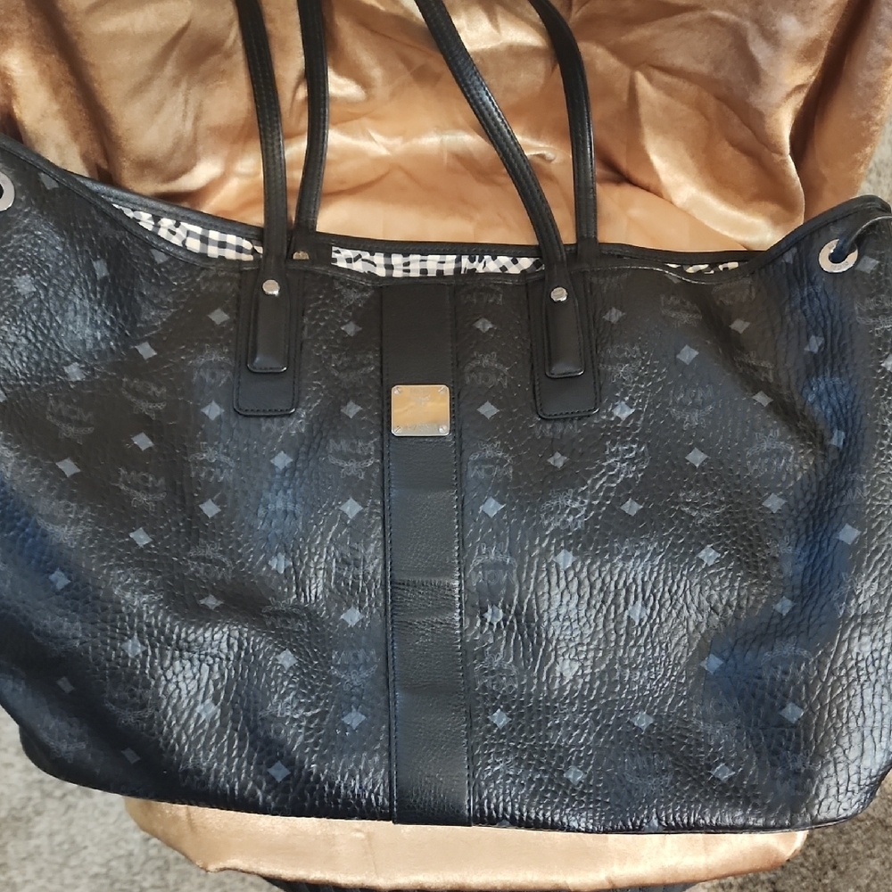MCM Black Large Liz Reversible Tote Bag